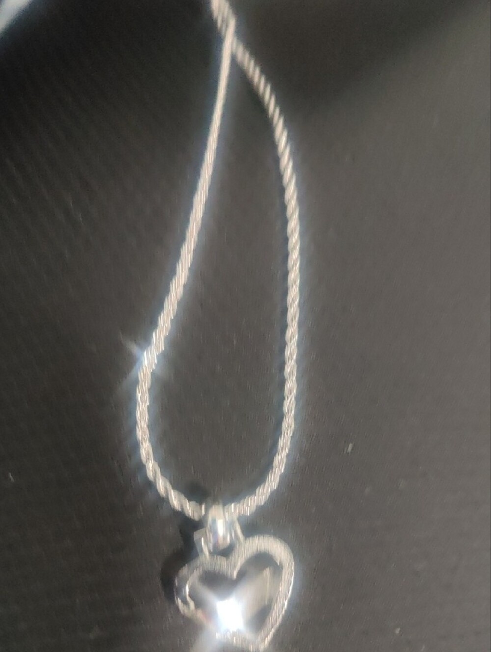 Nina Ricci Silver Heart Pendant Necklace – Sculpted Heart Design - Picture 6 of 12